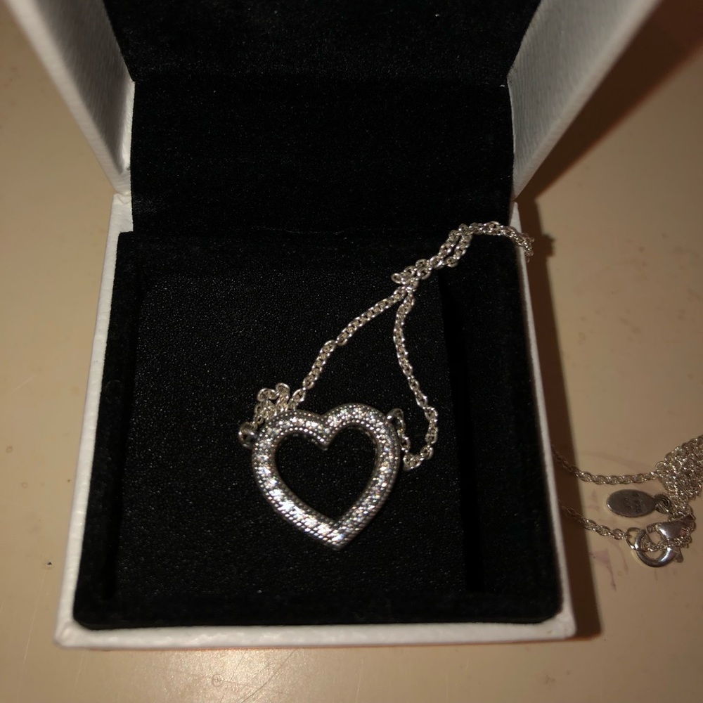 Pandora Heart Necklace (worn once)